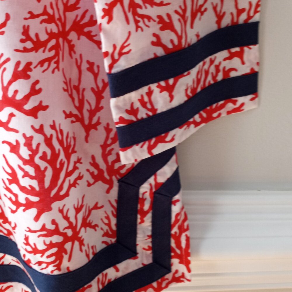 'French Curve' Size L Long Sleeve Tunic Coral design NWOT - Picture 5 of 13